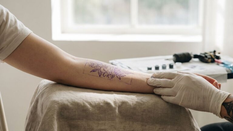 Tatouage sur le bras