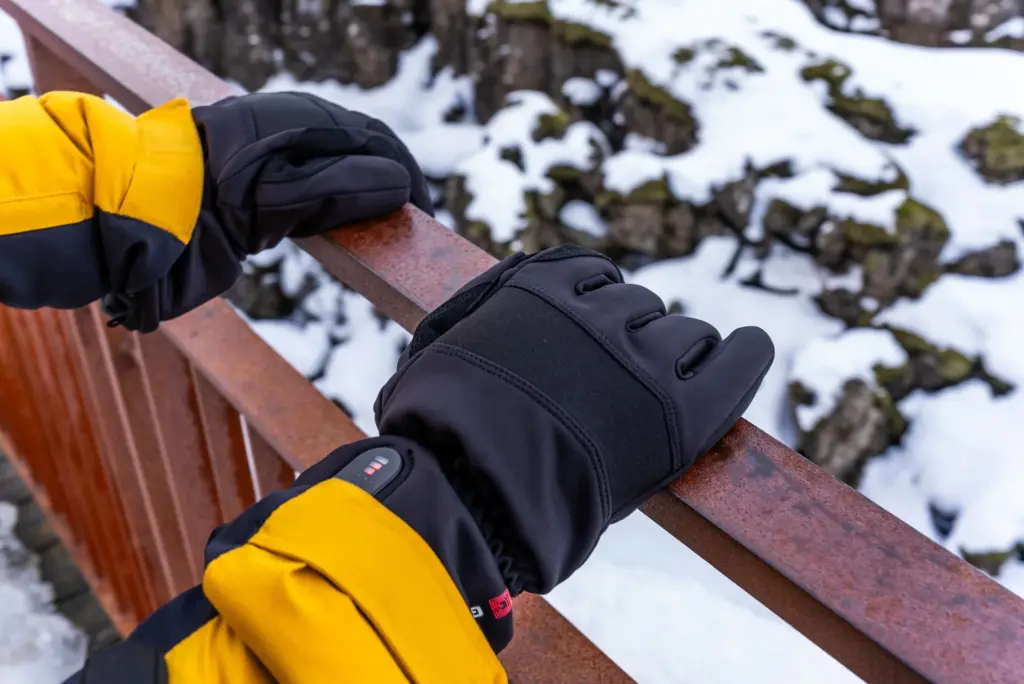 Gants chauffant pour lutter contre le refroidissement des mains